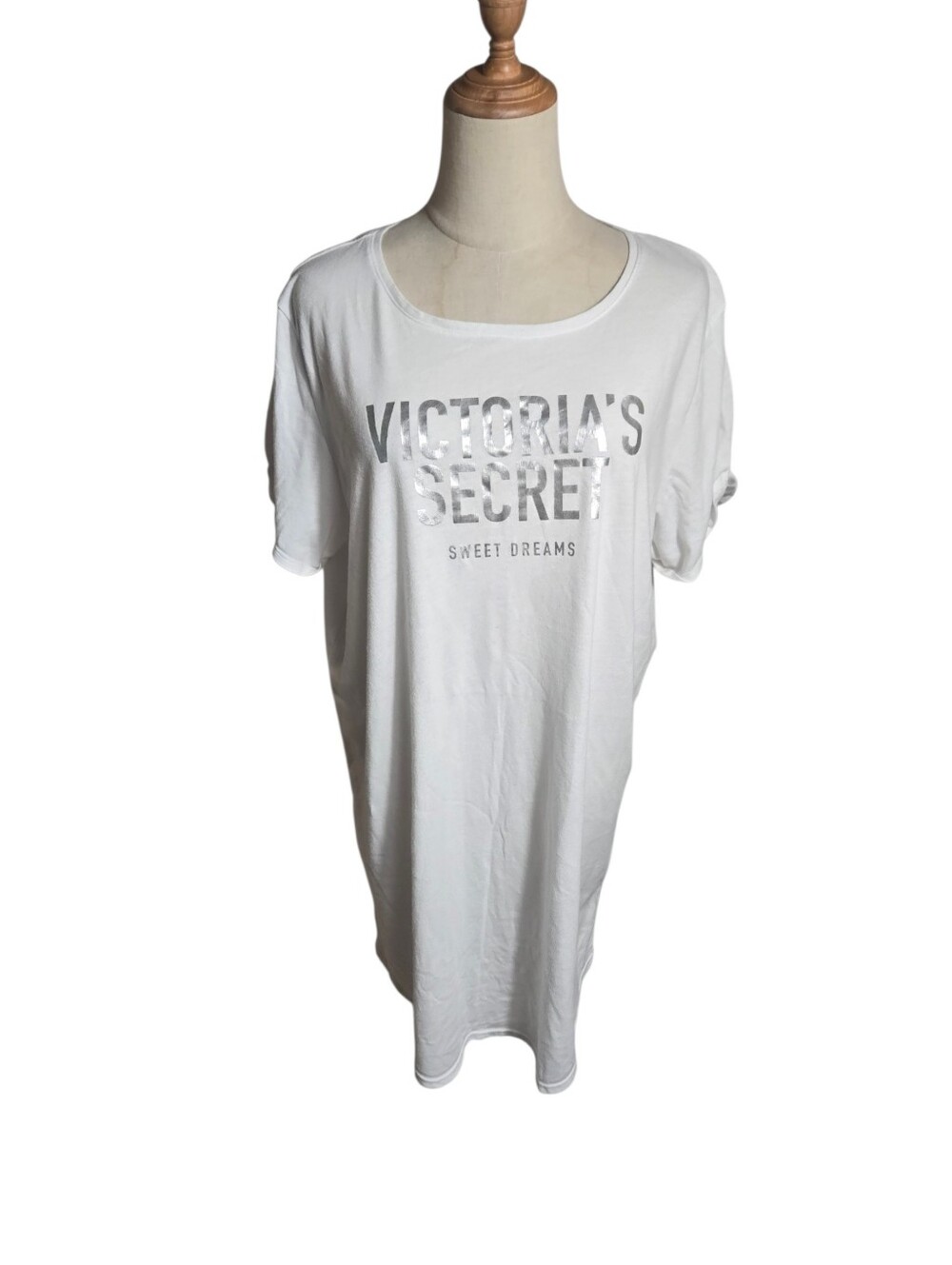 Victoria's Secret White Graphic Sleep Tee - Silver Logo